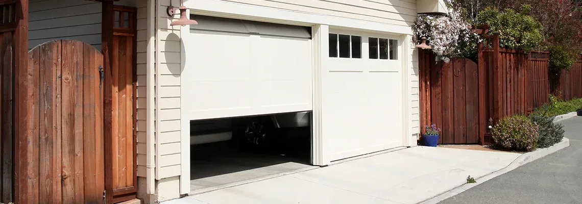 Repair Garage Door Won't Close Light Blinks in Oak Lawn, Illinois