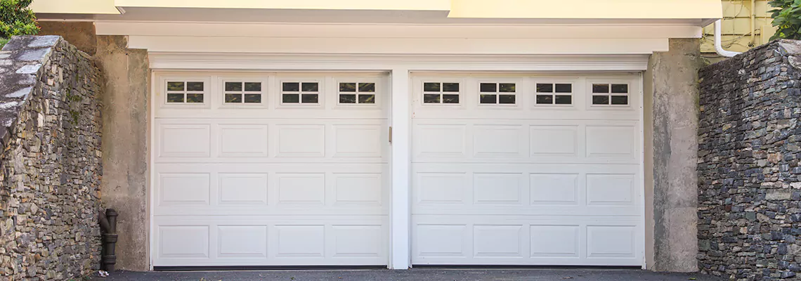 Windsor Wood Garage Doors Installation in Oak Lawn, IL